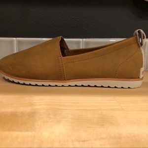 Camel brown sorel slip on